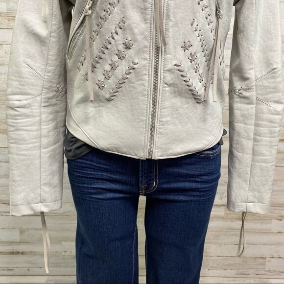 BlankNYC Moto Faux Leather Jacket Womens Size M Gray Lacing Fringe Zip Front - Picture 6 of 16